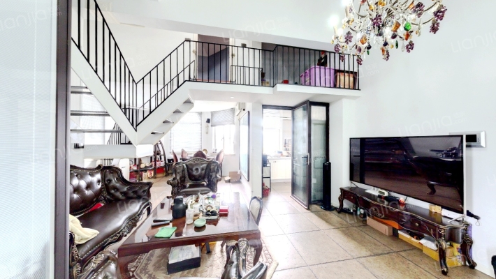 中梁棕榈湾二手房实景图