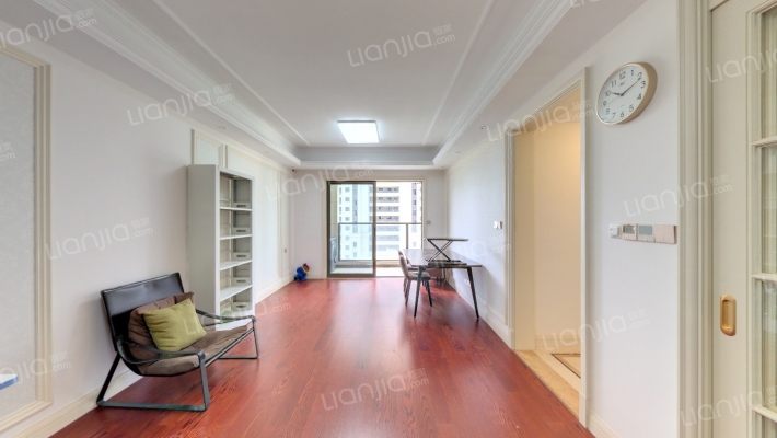 海尔翡翠文华F区二手房实景图