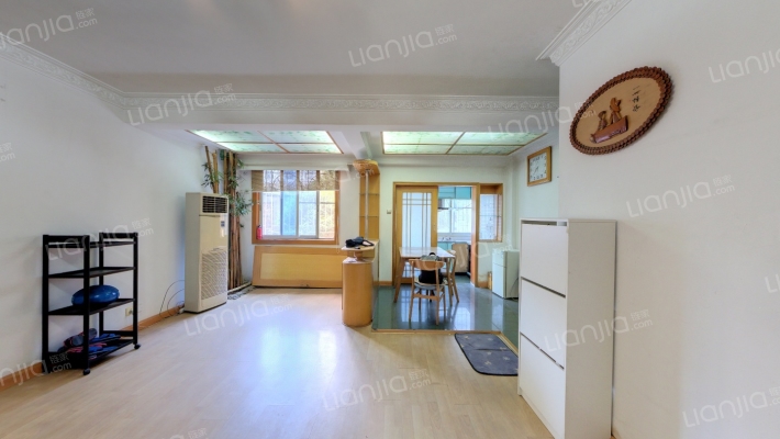 新华体育公寓二手房实景图