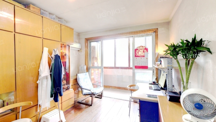 梅苑二手房实景图