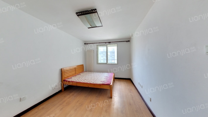 德庆里二手房实景图