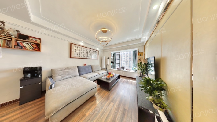 香槟城二手房实景图