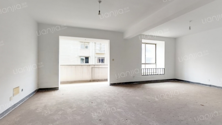 环球春江花园二手房实景图