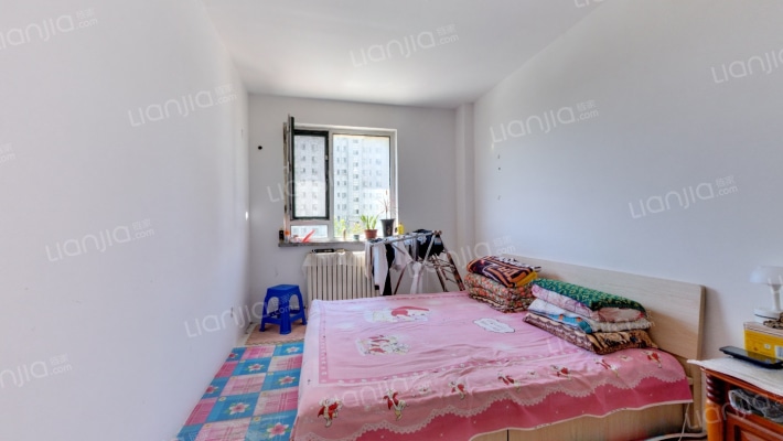 汇美家园二手房实景图