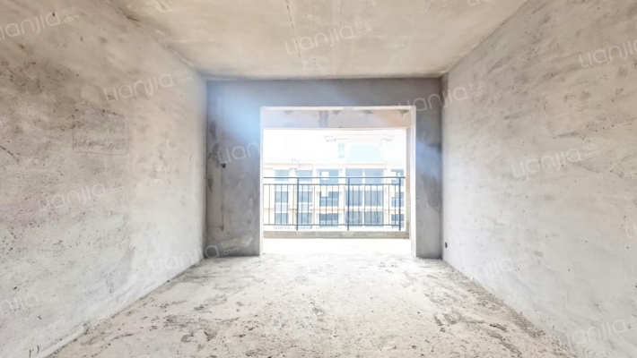 南湖壹号二手房实景图