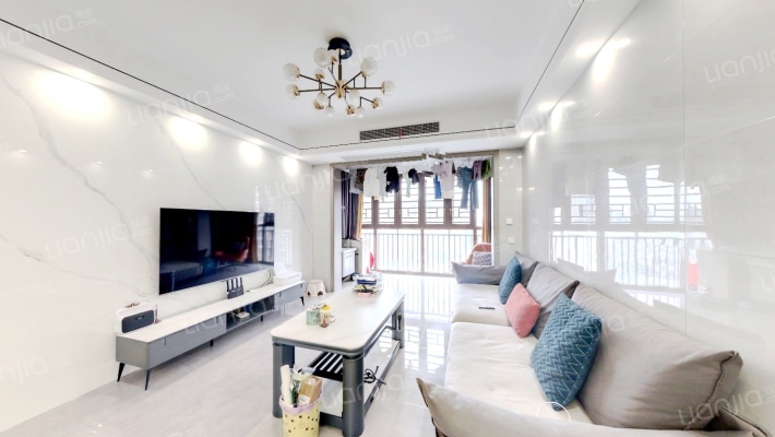 恒生碧水龙庭二手房实景图