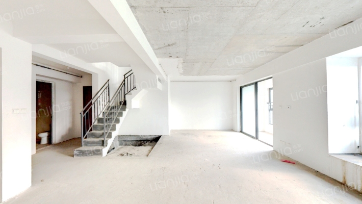 前海湾二手房实景图