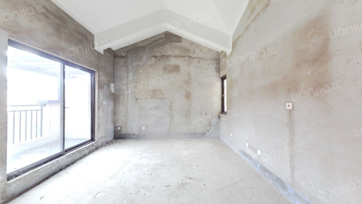 科罗蒂二手房实景图