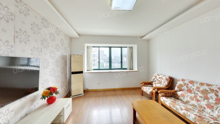 世纪名门二手房实景图