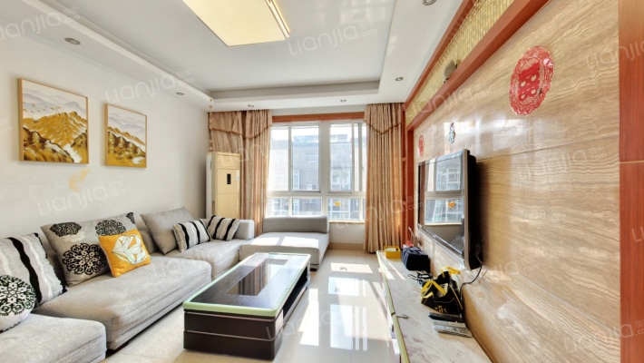 奥盛年华二手房实景图