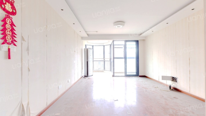 合生高尔夫公寓二手房实景图