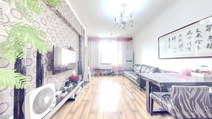 东星公寓二手房实景图