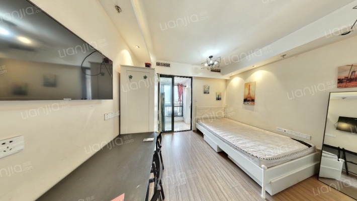 证大大拇指广场二手房实景图