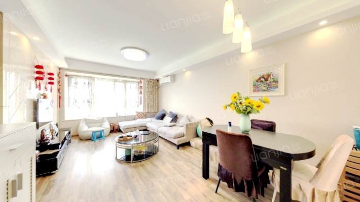 卓锦城六期二手房实景图