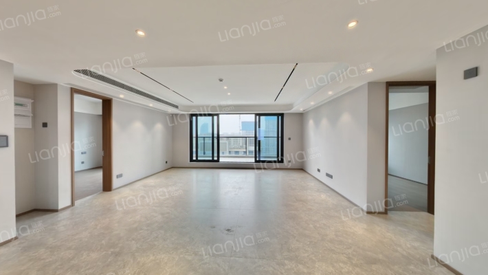 潮展云起二手房实景图