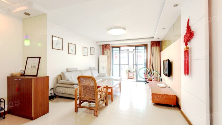 棕榈湾尼盛山庄二手房实景图