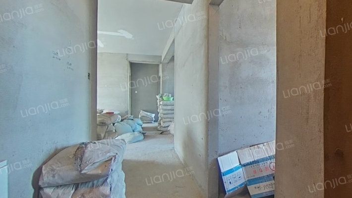 凤凰城一期二手房实景图