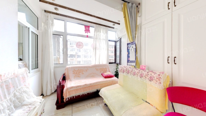 天河公寓二手房实景图