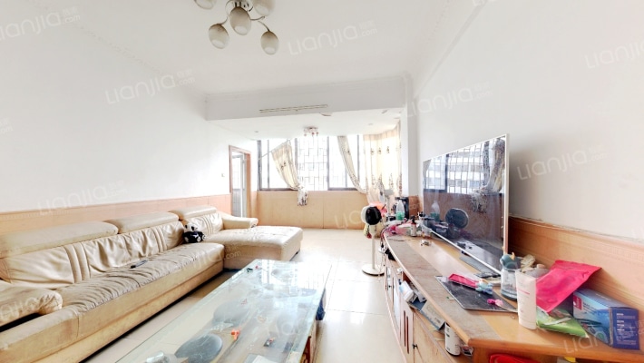 德鹏大厦二手房实景图