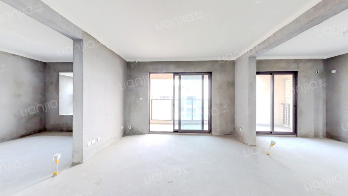 鸿樾府二手房实景图