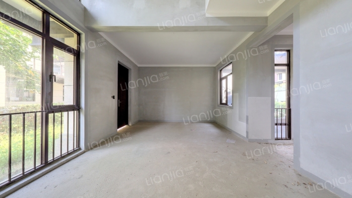 保利远洋领秀山二手房实景图