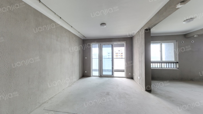 芳韵雅苑C区二手房实景图