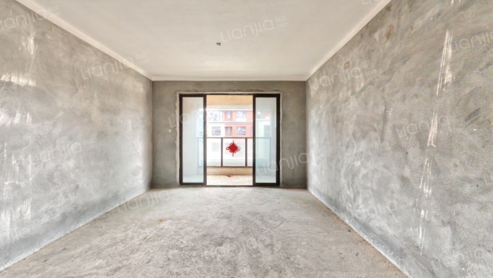 新力龙湾三期二手房实景图