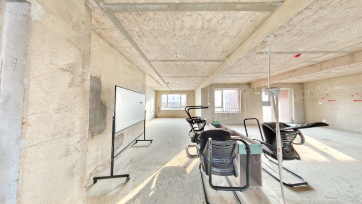 北方华和家园二手房实景图