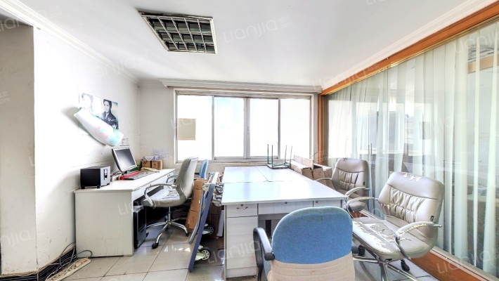 巨龙大厦二手房实景图