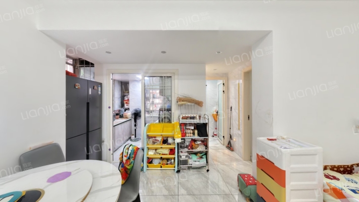 泮洋新村二手房实景图