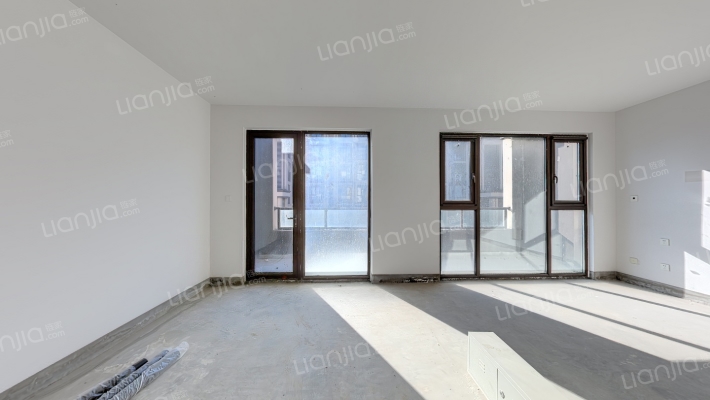 中海云麓公馆二手房实景图