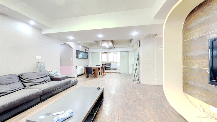 中心嘉园二手房实景图