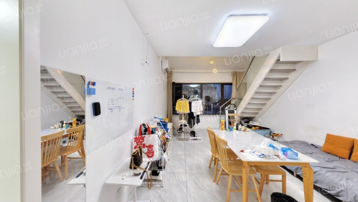 社会山西苑二手房实景图