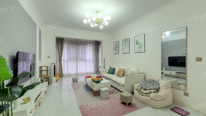 依云尚品二手房实景图