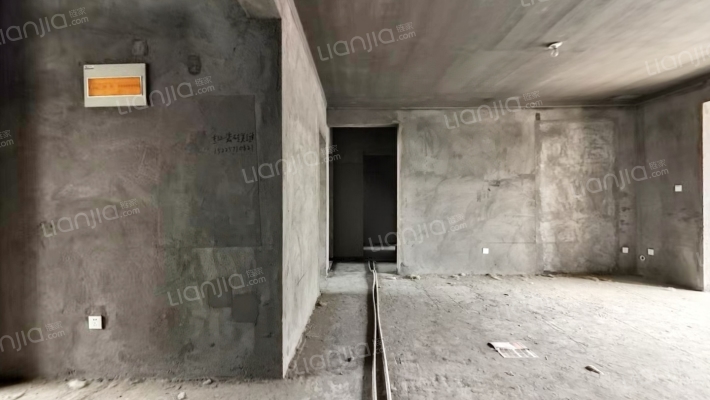 皇家花园二手房实景图