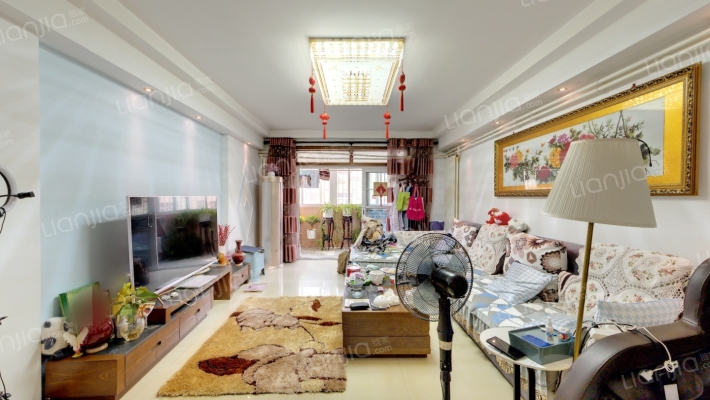 品虹花园二手房实景图