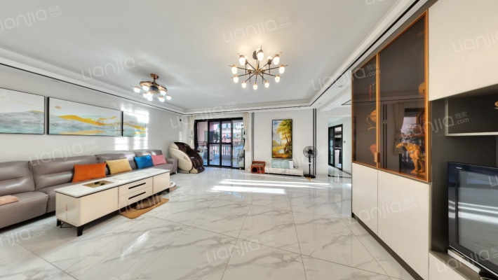 居雅苑二手房实景图