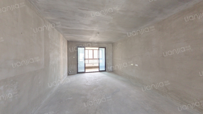 亲湖苑C区二手房实景图