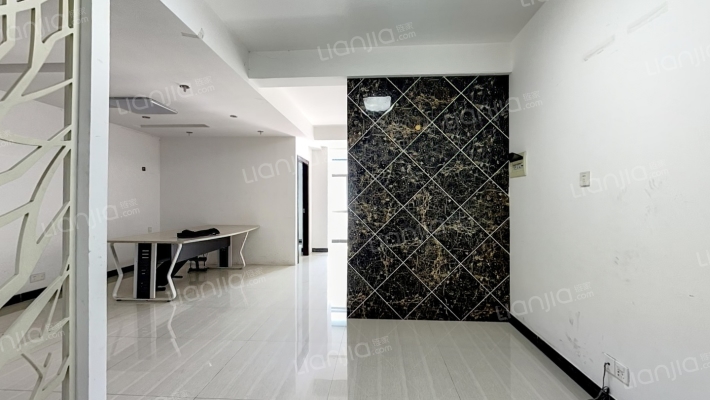 龙骧金城二手房实景图