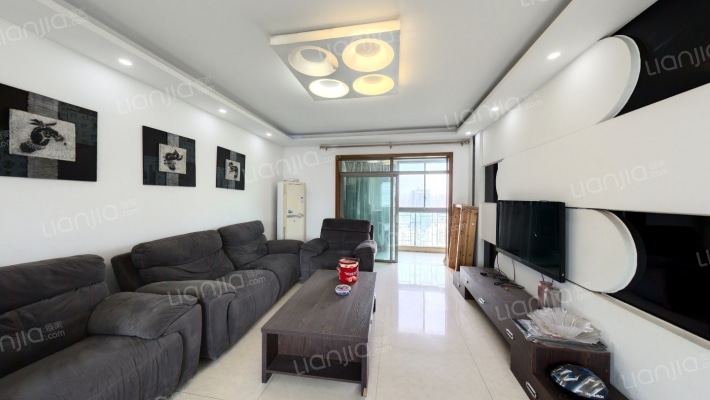 新城新世界一期二手房实景图