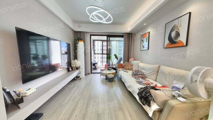 蔚然璀璨花园二手房实景图