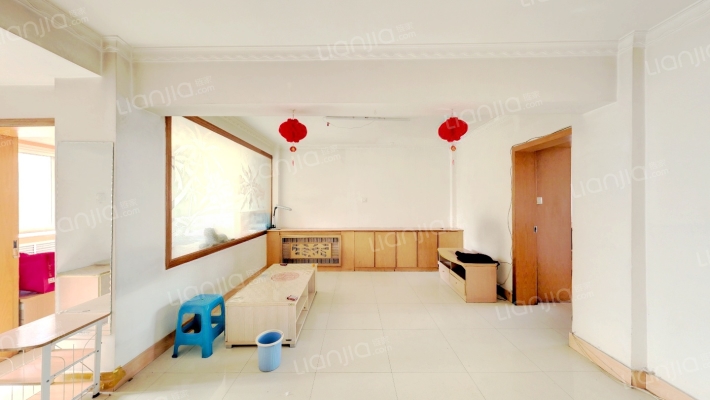 立功小区二手房实景图