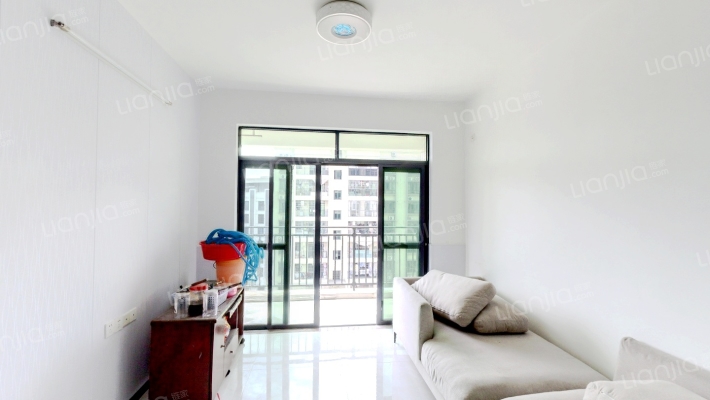 嘉福名轩二手房实景图