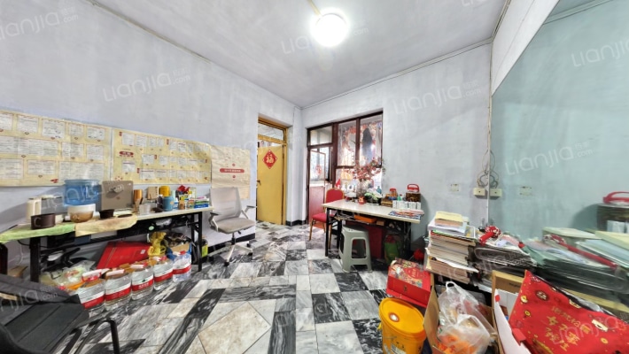 四道街16号二手房实景图