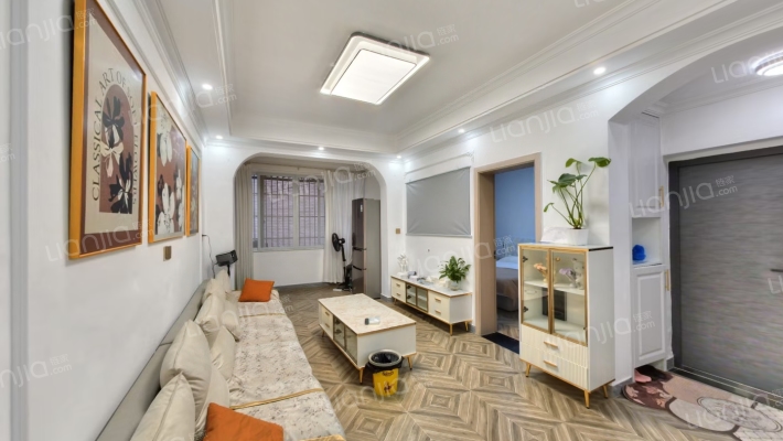 龙王庙南街19号二手房实景图