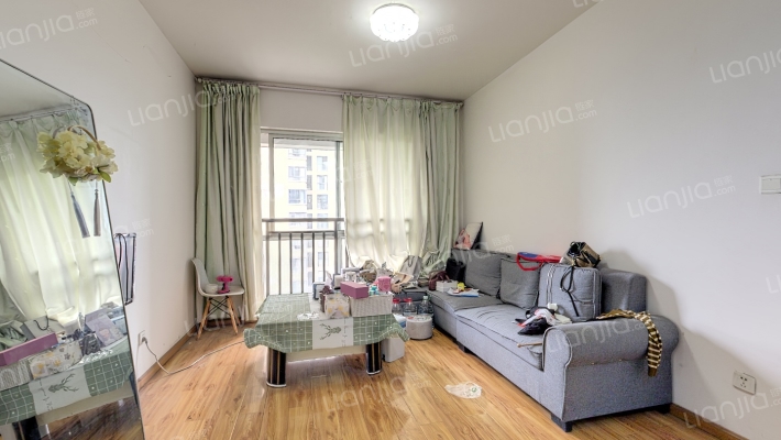 蓝润睿城二手房实景图