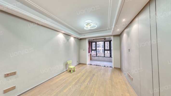 海颂街区二手房实景图