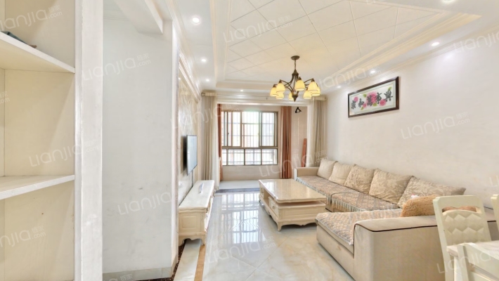 新建中心二手房实景图