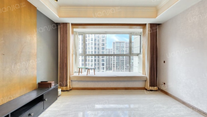 泰成玲珑郡二手房实景图