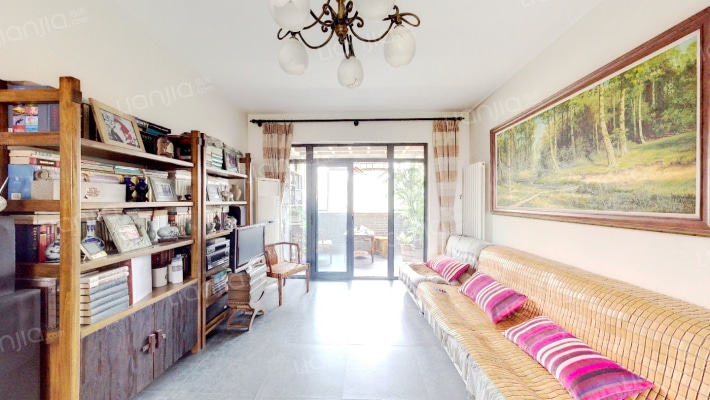 香江健康小镇百合园二手房实景图